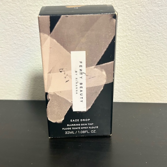 Fenty Beauty Ease Drop Blurring Skin Tint - Picture 1 of 3